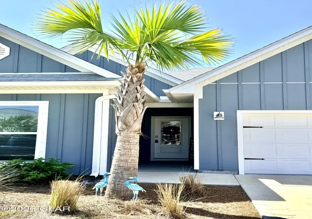 Photo 3 of Sale Pending at 542 Vermilion Cir, Port St Joe, FL 32456 | MLS# 792302 | Listing updated on 2026-08-26