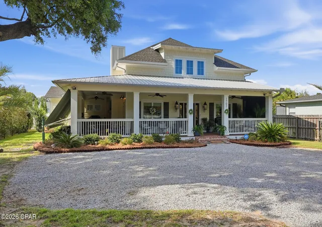 Photo 1 of Single family home for sale at 1702 Baker Ct, Panama City, FL 32401 | MLS# 792323 | Listing updated on 2026-08-30