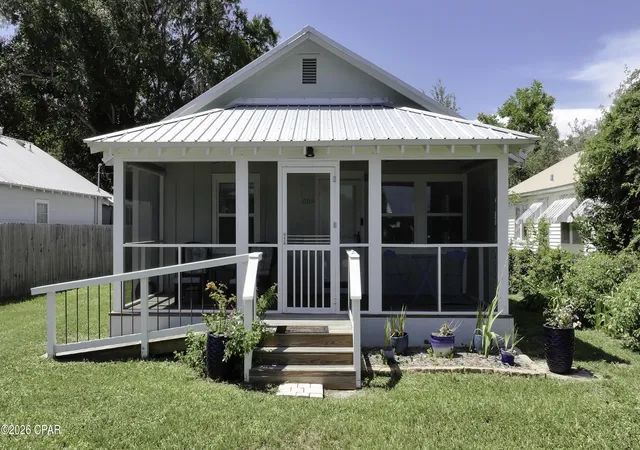 Photo 1 of Sale Pending at 509 8th Street, Port Saint Joe, FL 32456 | MLS# 792336 | Listing updated on 2026-08-21