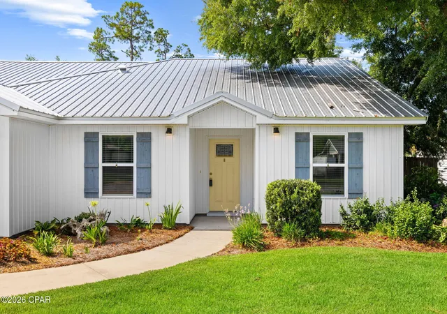 Photo 3 of Single family home for sale at 1003 W 12th Court, Panama City, FL 32401 | MLS# 792359 | Listing updated on 2026-08-24