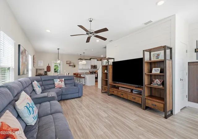 Photo 4 of Single family home for sale at 362 Emerald Cvs St, Panama City Beach, FL 32407 | MLS# 792367 | Listing updated on 2026-08-18