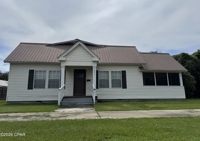 Photo 3 of Single family home for sale at 2941 Jefferson St, Marianna, FL 32446 | MLS# 792368 | Listing updated on 2026-09-16