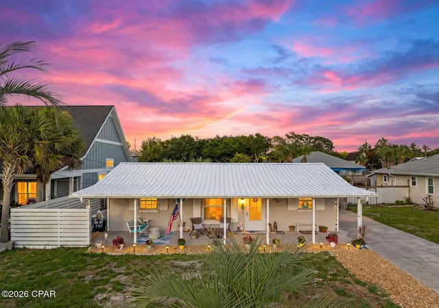 Photo 1 of Single family home for sale at 207 S Wells St, Panama City Beach, FL 32413 | MLS# 792390 | Listing updated on 2026-09-08
