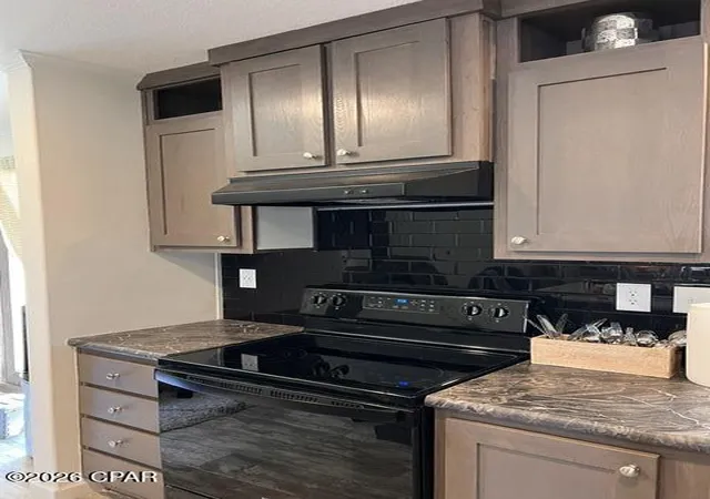 Photo 4 of Sale Pending at 2902 River Lake Dr, Chipley, FL 32428 | MLS# 792436 | Listing updated on 2026-10-05