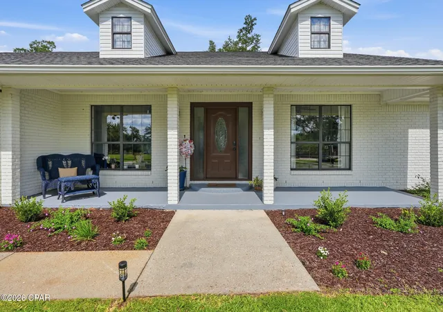 Photo 4 of Single family home for sale at 5108 Deep Byp Dr, Panama City, FL 32404 | MLS# 792455 | Listing updated on 2026-09-12