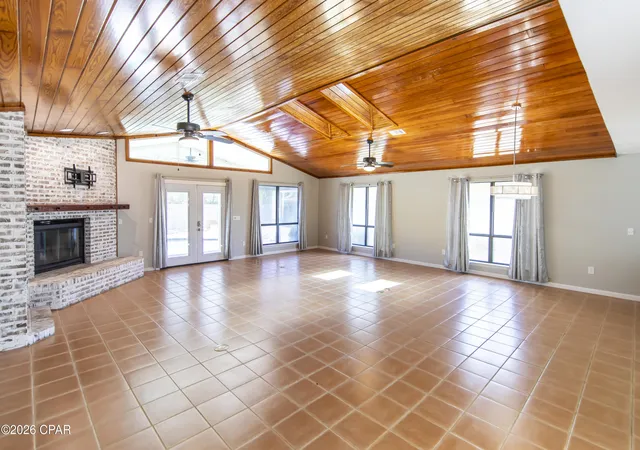 Photo 3 of Single family home for sale at 215 Moonlight Bay Dr, Panama City Beach, FL 32407 | MLS# 792486 | Listing updated on 2026-07-31