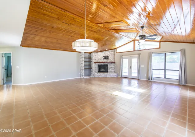Photo 3 of Single family home for sale at 215 Moonlight Bay Dr, Panama City Beach, FL 32407 | MLS# 792486 | Listing updated on 2026-07-31