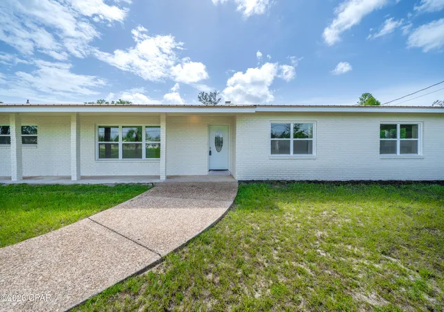 Photo 2 of Single family home for sale at 1012 Tech Dr, Lynn Haven, FL 32444 | MLS# 792557 | Listing updated on 2026-08-17