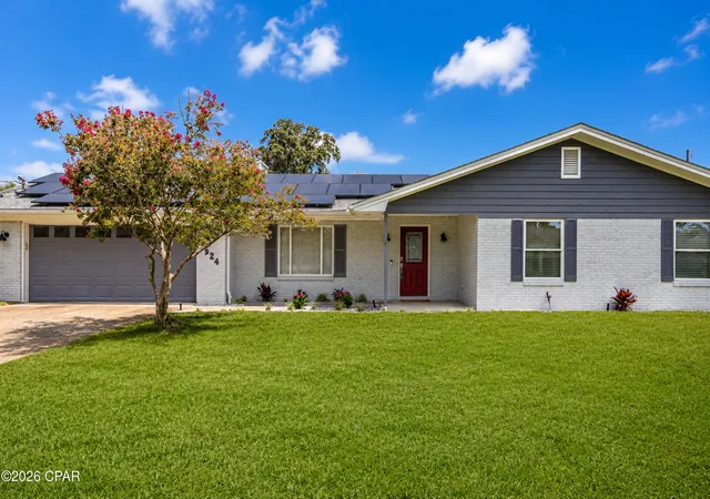 Photo 2 of Single family home for sale at 924 Agnes Scott Cir, Panama City, FL 32405 | MLS# 792564 | Listing updated on 2026-09-14