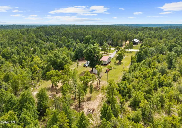 Photo 3 of Single family home for sale at 1025 Edison Ave, Alford, FL 32420 | MLS# 792576 | Listing updated on 2026-09-29