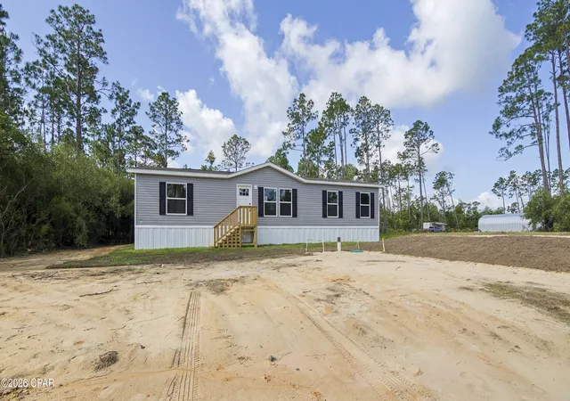 Photo 3 of Manufactured home for sale at 420 Hickory Blf Cir, Panama City, FL 32409 | MLS# 792597 | Listing updated on 2026-09-14