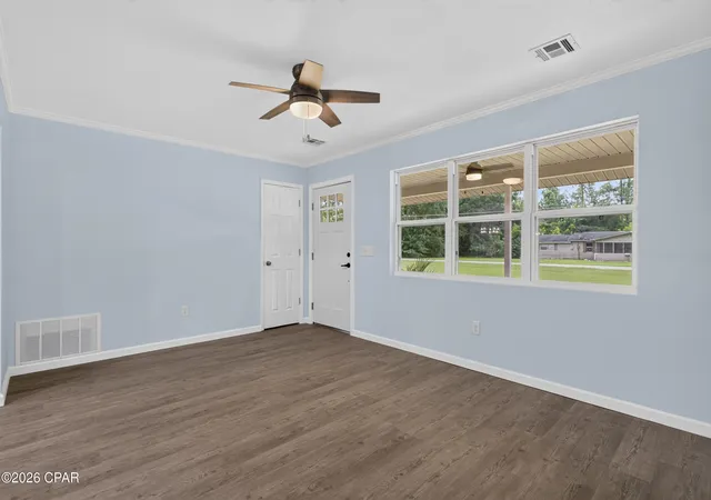 Photo 3 of Single family home for sale at 1214 Johnson Ave, Chipley, FL 32428 | MLS# 792648 | Listing updated on 2026-08-29
