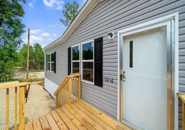 Photo 4 of Manufactured home for sale at 13816 Mallard Ave, Fountain, FL 32438 | MLS# 792664 | Listing updated on 2026-09-10