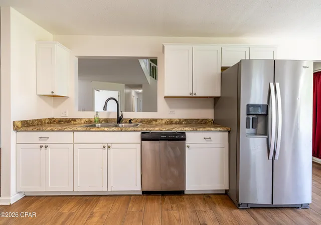 Photo 4 of Sale Pending at 7300 Rodgers Dr, Panama City, FL 32404 | MLS# 792699 | Listing updated on 2026-09-15