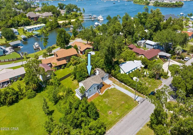 Photo 1 of Single family home for sale at 1303 E 2nd Court, Panama City, FL 32401 | MLS# 792798 | Listing updated on 2026-09-11
