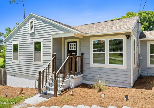Photo 3 of Single family home for sale at 1303 E 2nd Court, Panama City, FL 32401 | MLS# 792798 | Listing updated on 2026-09-11