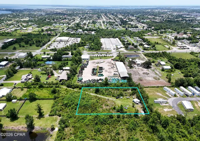 Photo 3 of Sale Pending at 6333 Judith Ln, Panama City, FL 32404 | MLS# 792829 | Listing updated on 2026-08-26