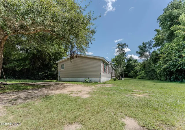 Photo 3 of Manufactured home for sale at 2865 London Rd, Cottondale, FL 32431 | MLS# 792831 | Listing updated on 2026-09-14