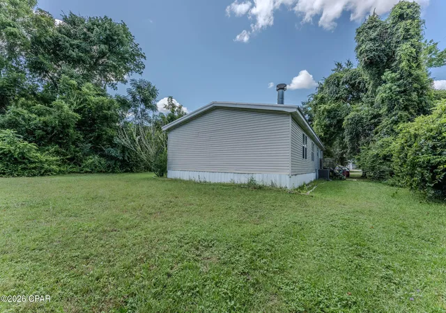 Photo 4 of Manufactured home for sale at 2865 London Rd, Cottondale, FL 32431 | MLS# 792831 | Listing updated on 2026-09-14