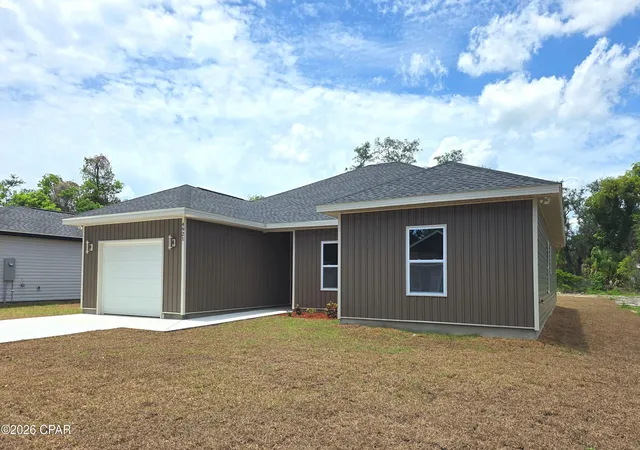 Photo 2 of Single family home for sale at 4921 E 2nd Street, Panama City, FL 32404 | MLS# 792885 | Listing updated on 2026-09-03