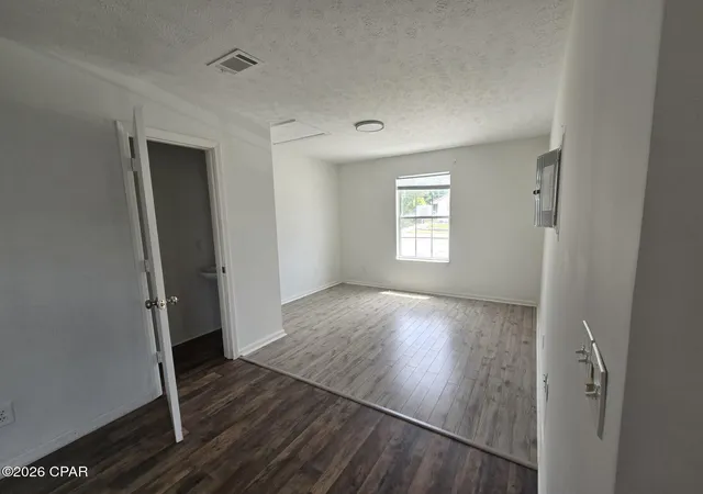 Photo 3 of House for sale at 5408 Pinetree Ave, Panama City, FL 32408 | MLS# 792905 | Listing updated on 2026-08-30