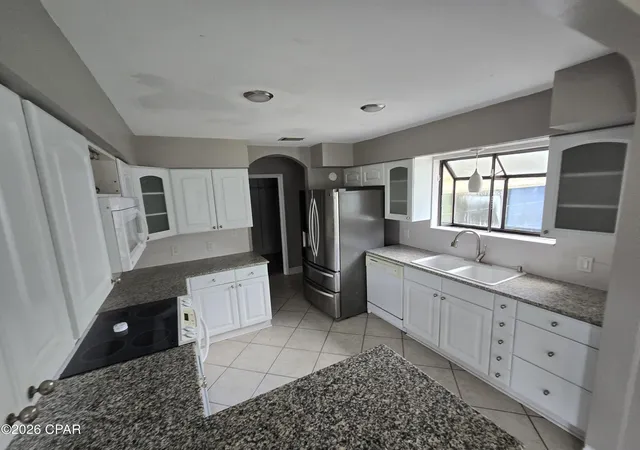 Photo 4 of Sale Pending at 3625 E Ohenry Dr, Panama City, FL 32408 | MLS# 792926 | Listing updated on 2026-09-12