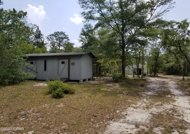 Photo 3 of Land for sale at 4390 Leisure Lakes Dr, Chipley, FL 32428 | MLS# 792929 | Listing updated on 2026-08-25