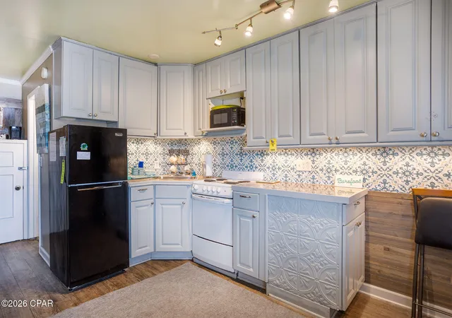 Photo 2 of Condo for sale at 8000 Surf Dr #19, Panama City, FL 32408 | MLS# 793014 | Listing updated on 2026-09-10