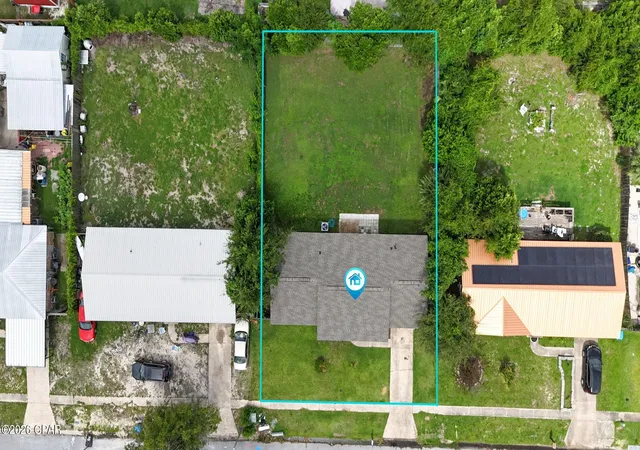 Photo 2 of Single family home for sale at 112 S Charlene Dr, Panama City, FL 32404 | MLS# 793023 | Listing updated on 2026-09-14
