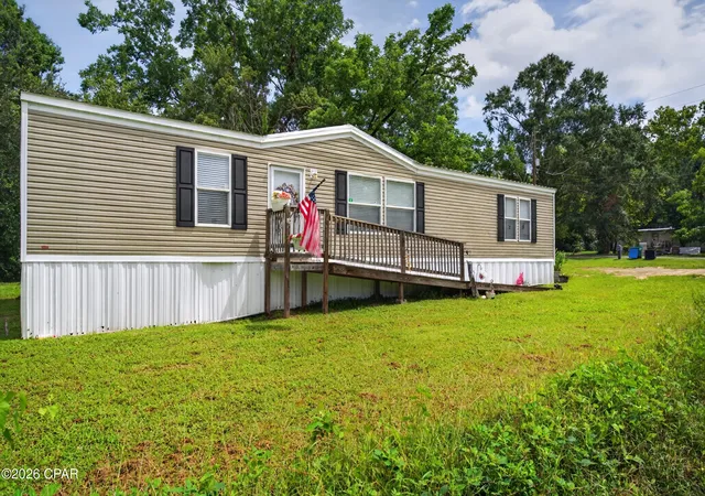 Photo 1 of Manufactured home for sale at 103 Stewart St, Bonifay, FL 32425 | MLS# 793035 | Listing updated on 2026-09-24