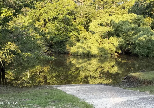 Photo 2 of Sale Pending at 129 Landing Rd, Ponce De Leon, FL 32455 | MLS# 793040 | Listing updated on 2026-08-07