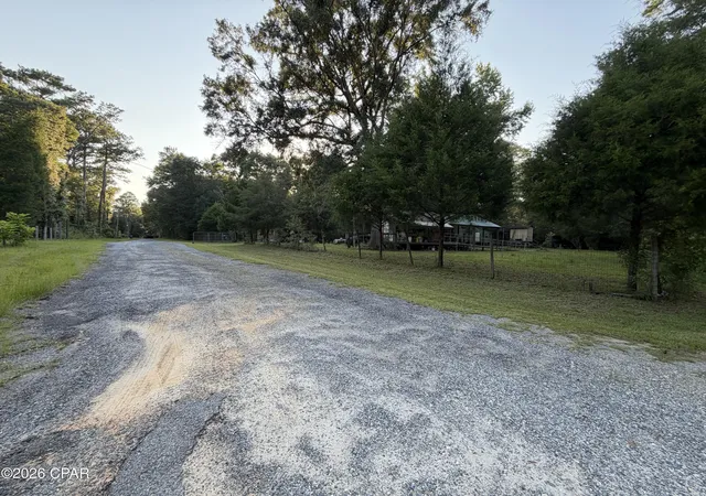 Photo 3 of Sale Pending at 129 Landing Rd, Ponce De Leon, FL 32455 | MLS# 793040 | Listing updated on 2026-08-07