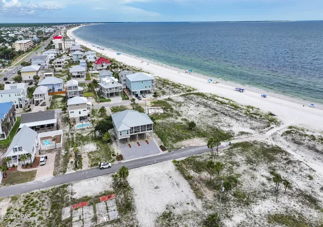 Photo 3 of Sale Pending at 106 S 29th Street, Mexico Beach, FL 32456 | MLS# 793044 | Listing updated on 2026-09-11
