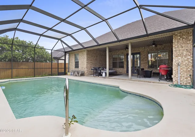 Photo 2 of Sale Pending at 611 Shady Oaks Ln, Lynn Haven, FL 32444 | MLS# 793050 | Listing updated on 2026-09-09