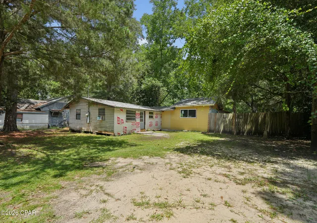 Photo 2 of Single family home for sale at 529 N 5th Street, Chipley, FL 32428 | MLS# 793108 | Listing updated on 2026-09-15
