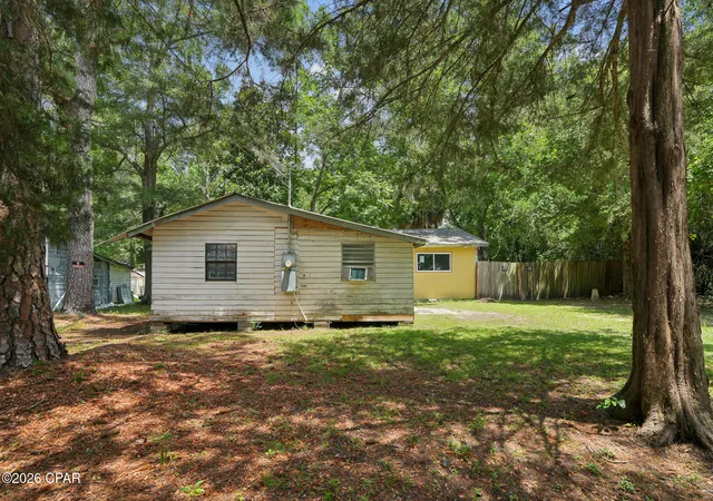 Photo 3 of Single family home for sale at 529 N 5th Street, Chipley, FL 32428 | MLS# 793108 | Listing updated on 2026-09-15
