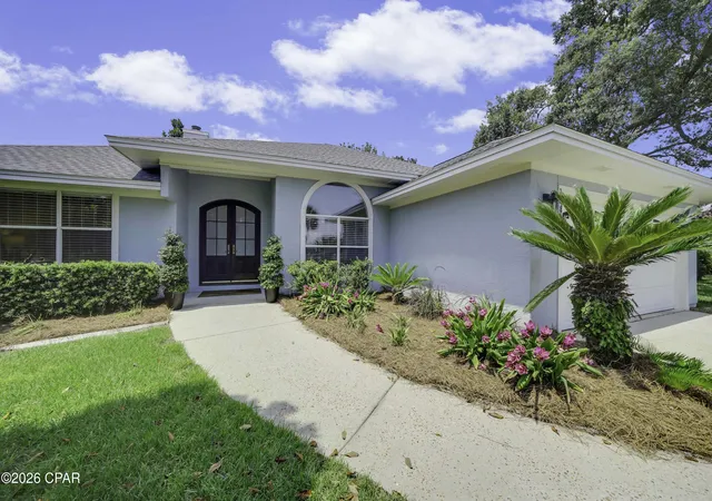 Photo 2 of Sale Pending at 188 Marlin Cir, Panama City, FL 32408 | MLS# 793109 | Listing updated on 2026-08-31