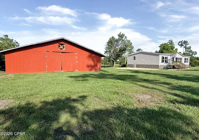 Photo 2 of Manufactured home for sale at 142 Dogwood Way, Panama City, FL 32404 | MLS# 793122 | Listing updated on 2026-08-21
