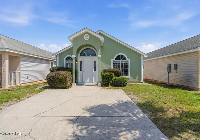 Photo 2 of Single family home for sale at 11716 Sand Castle Ln, Panama City Beach, FL 32407 | MLS# 793136 | Listing updated on 2026-08-28