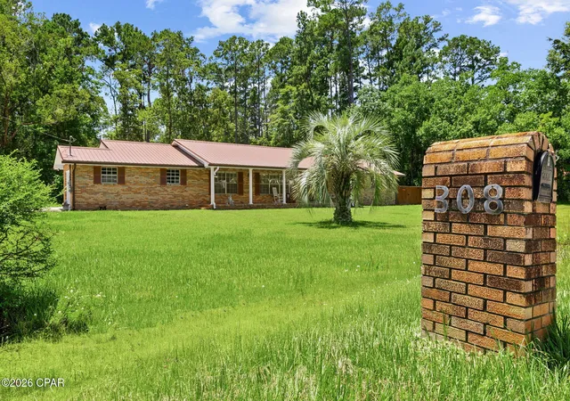 Photo 3 of Sale Pending at 308 E Michigan Ave, Bonifay, FL 32425 | MLS# 793142 | Listing updated on 2026-08-21