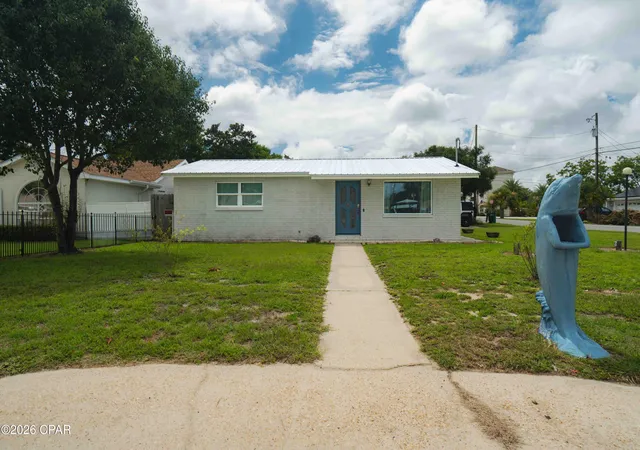 Photo 3 of Single family home for sale at 501 Camelia St, Panama City Beach, FL 32407 | MLS# 793189 | Listing updated on 2026-09-18