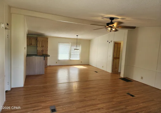 Photo 2 of Sale Pending at 451 Florida 73, Marianna, FL 32448 | MLS# 793230 | Listing updated on 2026-09-11