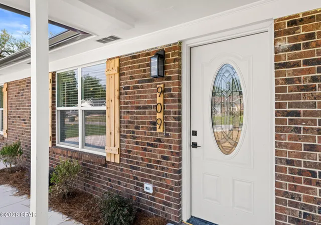 Photo 3 of Single family home for sale at 909 Louisiana Ave, Lynn Haven, FL 32444 | MLS# 793237 | Listing updated on 2026-10-07