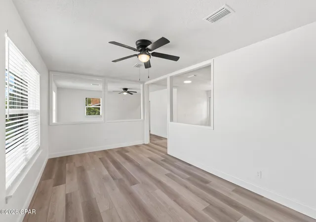 Photo 4 of Single family home for sale at 909 Louisiana Ave, Lynn Haven, FL 32444 | MLS# 793237 | Listing updated on 2026-10-07