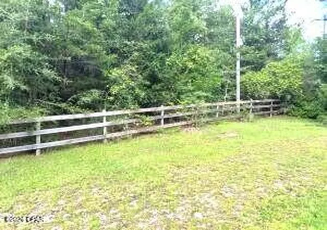 Photo 4 of Sale Pending at 568 Onida St #Unit 4, Alford, FL 32420 | MLS# 793245 | Listing updated on 2026-09-28