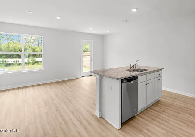 Photo 2 of Single family home for sale at 4069 Ramus Dr, Chipley, FL 32428 | MLS# 793283 | Listing updated on 2026-08-19