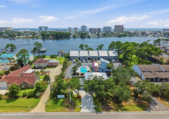 Photo 3 of Single family home for sale at 6907 N Lagoon Dr, Panama City, FL 32408 | MLS# 793415 | Listing updated on 2026-09-14