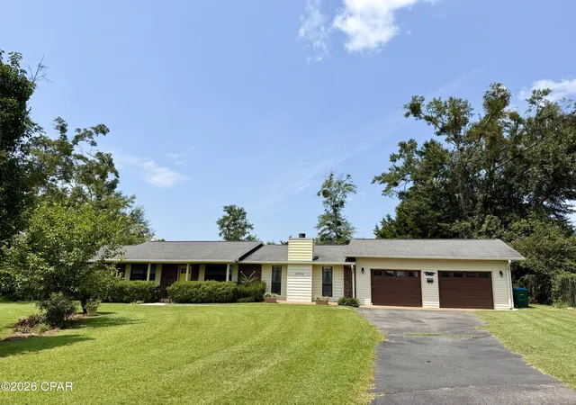 Photo 2 of Single family home for sale at 2856 Wildwood Cir, Marianna, FL 32448 | MLS# 793416 | Listing updated on 2026-08-31