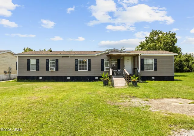 Photo 2 of Manufactured home for sale at 1309 Kensinger Pl, Panama City, FL 32401 | MLS# 793439 | Listing updated on 2026-08-01
