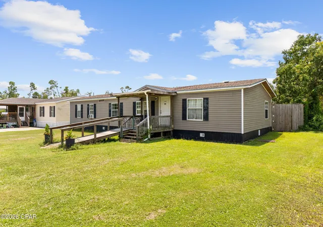 Photo 3 of Manufactured home for sale at 1309 Kensinger Pl, Panama City, FL 32401 | MLS# 793439 | Listing updated on 2026-08-01